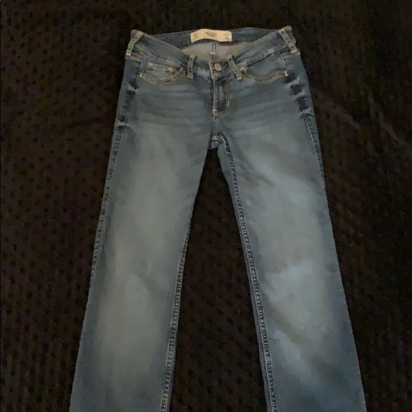 Hollister Skinny Jeans - Picture 2 of 7